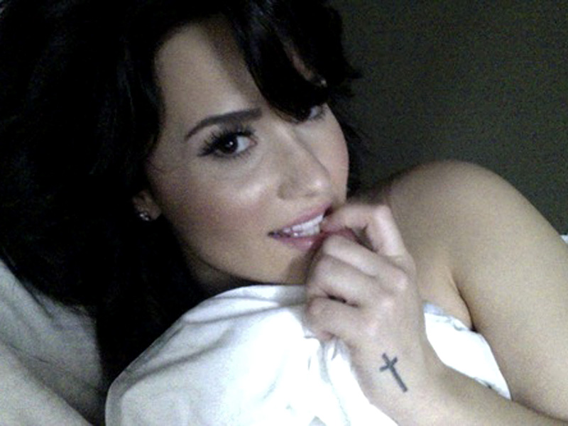 Demi Lovato Topless Perhaps in Leaked Cell Phone Photos