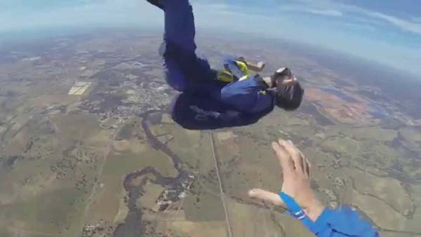 Guy Had a Seizure Skydiving, and His Instructor Saved His Life