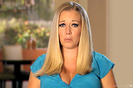 Kendra Wilkinson Says Marriage to Hank Baskett Is "Down the Drain," Admits She Flushed Her Wedding Ring