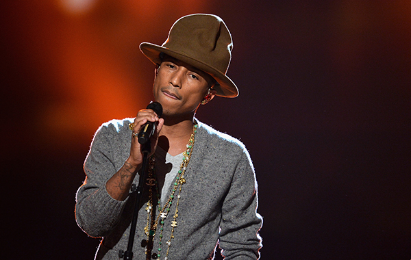 Pharrell Williams auctions off his infamous hat