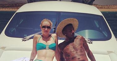 PHOTOS: Iggy Azalea & boyfriend celebrate their birthdays on a boat