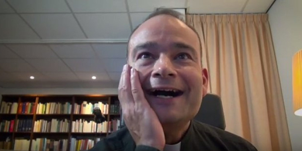 Priest Has A Priceless Reaction To Seeing The Star Wars Trailer For The First Time