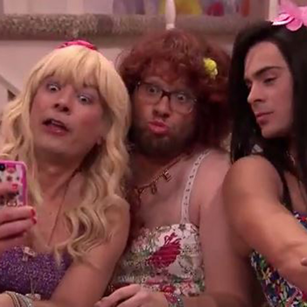 WATCH: Seth Rogen & Zac Efron join Jimmy Fallon for 'Ew!'