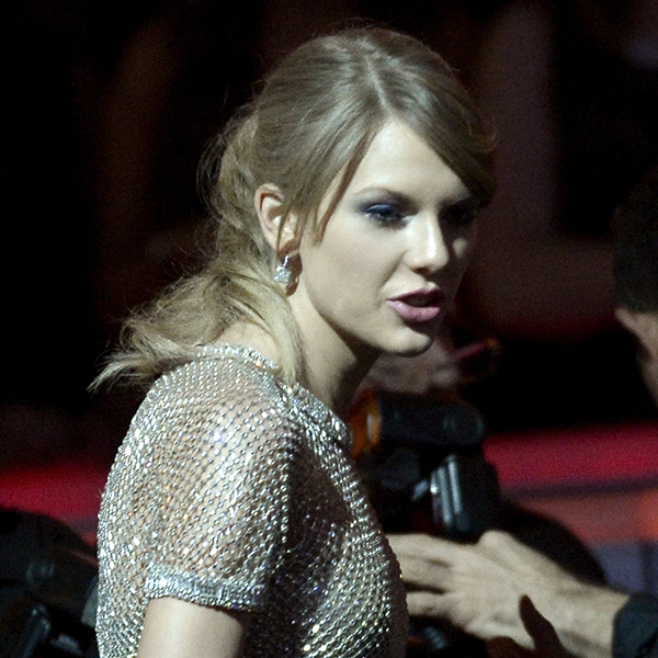 WATCH: Taylor Swift fan rushes stage in London